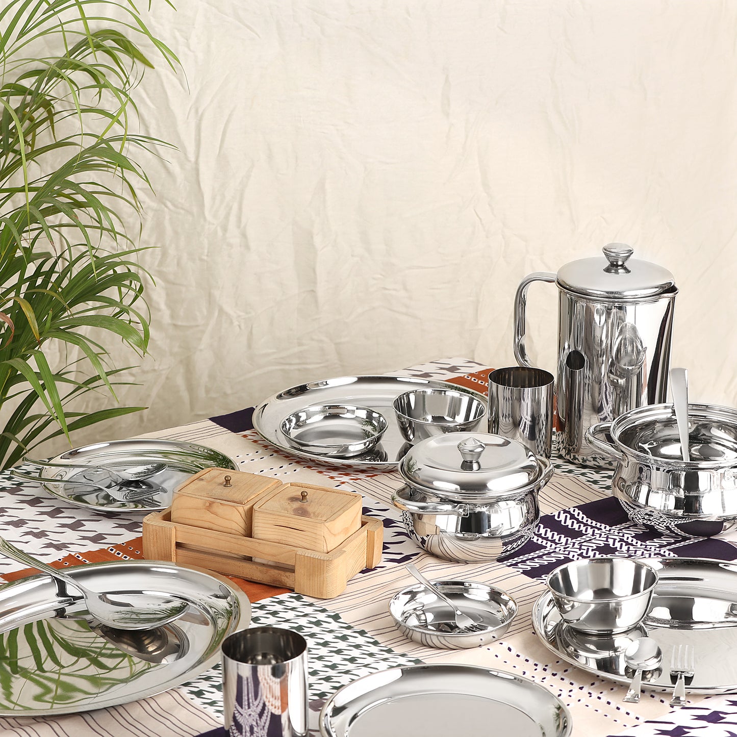 CLASSIC DINNER SET