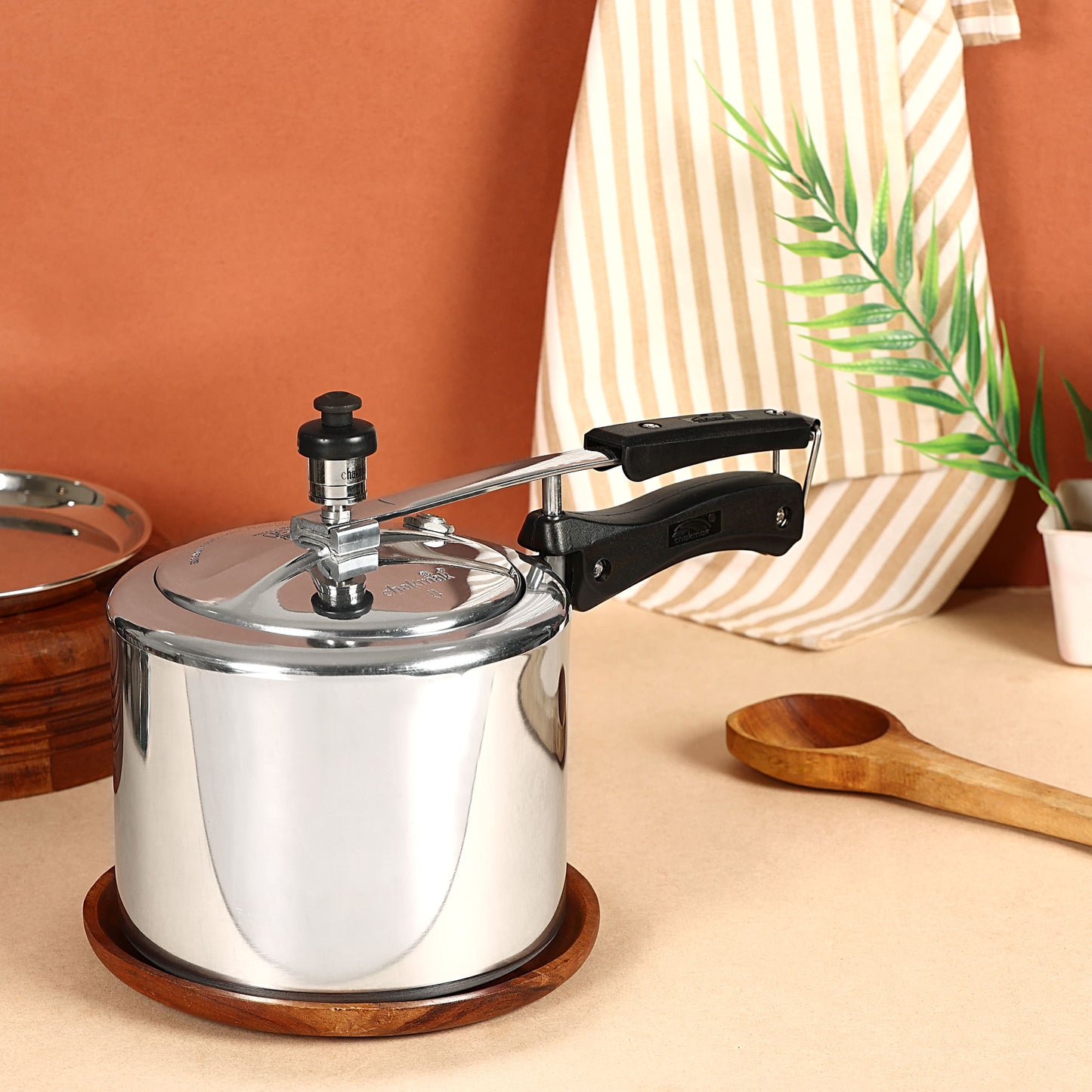 ACTIVA POPULAR PRESSURE COOKER PLAIN