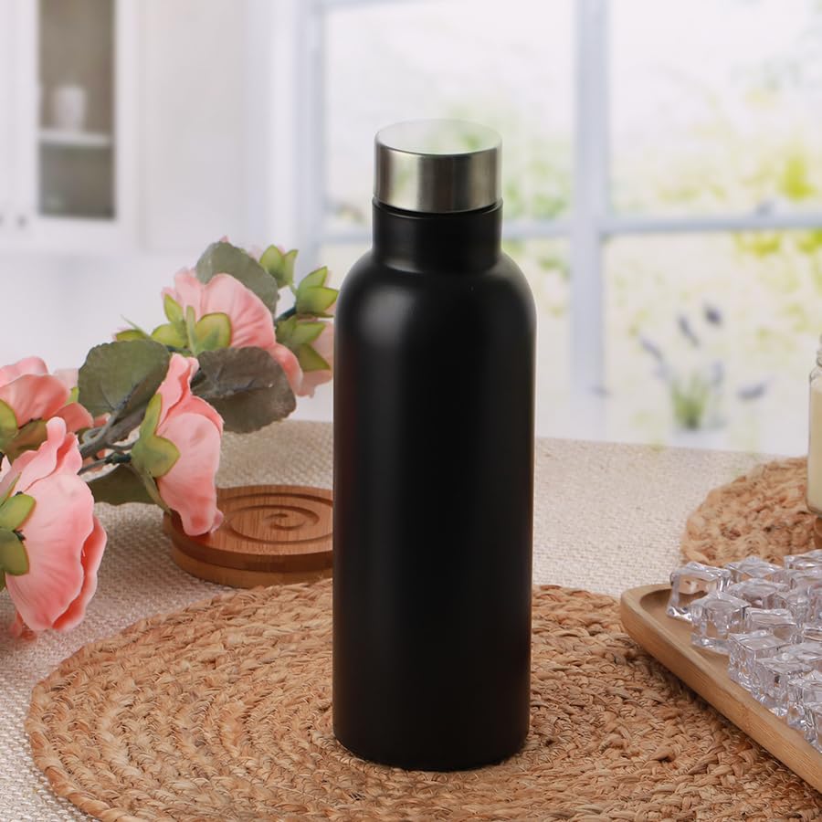 STEP STAINLESS STEEL FRIDGE WATER BOTTLE - BLACK